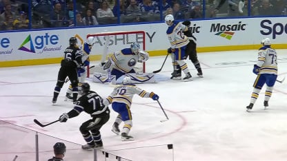 Hedman marque son 1er but de la saison