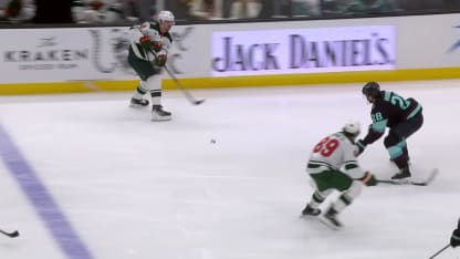 MIN@SEA: Zuccarello scores goal against Joey Daccord