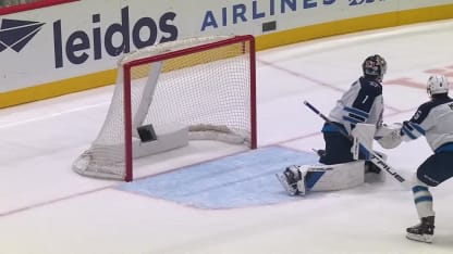 WPG@WSH: Chychrun scores goal against Eric Comrie