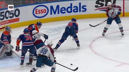 Necas rompt l'égalité tard en 3e