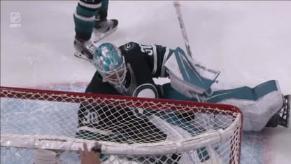 LAK@SJS: Perry scores goal against Yaroslav Askarov