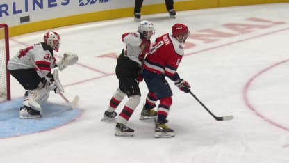 NJD@WSH: Ovechkin scores goal against Jake Allen