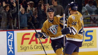 16-9_Top100_Moments_0407_8wins