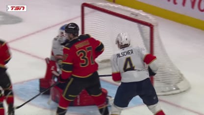 FLA@OTT: Zetterlund scores goal against Sergei Bobrovsky