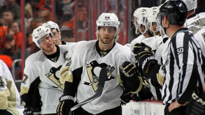 Letang_celebrates