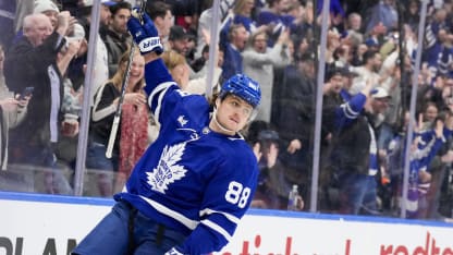 Nylander firma contrato por 8 años y 92 millones con los Maple Leafs