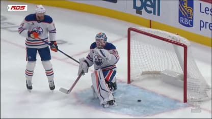 Brendan Gallagher marque un but c. les Oilers d'Edmonton