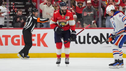 Ekblad vyhnal Skinnera z branky