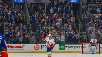 Schenn welcomed back to St. Louis