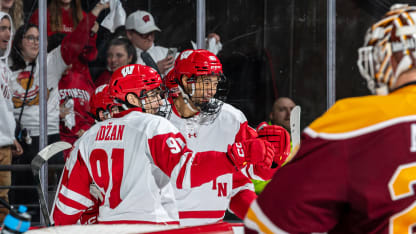 e6ebc271-b2d1-43b0-a7cb-146375f5bf28mhky-251101-Minnesota-Sanger-197-Bruno Idzan Blake Montgomery