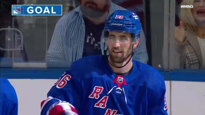 Gustafsson sätter dit pucken