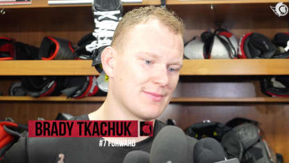 Brady Tkachuk dispo médias après le match contre SEA