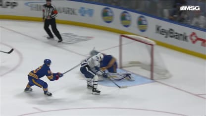 Robertson déjoue Luukkonen du revers