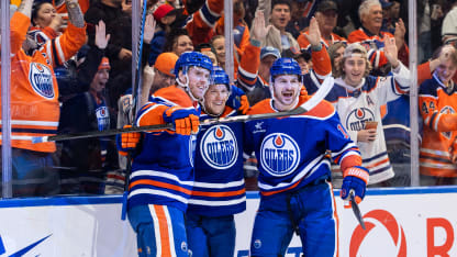 Skinner's first goal with Oilers