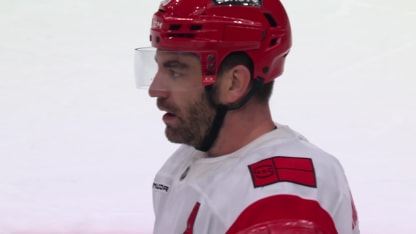 Jordan Martinook with a Shorthanded Goal vs. Columbus Blue Jackets