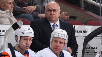Trotz_Bench_Coyotes