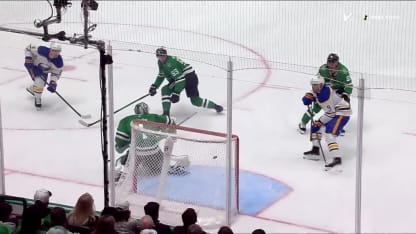 Byram bat DeSmith dans la partie supérieure