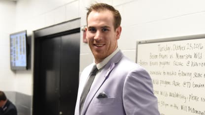 2568x1444_Hayes_Suit