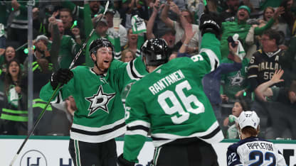 Mikko Rantanen bleibt heiß und fuehrt die Dallas Stars zum Sieg in Spiel 3