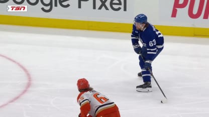 ANA@TOR: Maccelli scores goal against Lukas Dostal