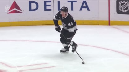 FLA@LAK: Perry scores goal against Sergei Bobrovsky