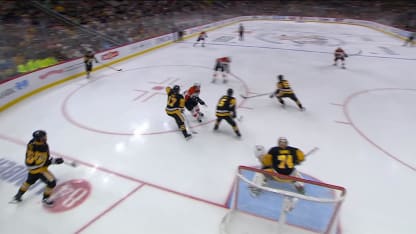 PHI@PIT: Bump scores goal against Stuart Skinner