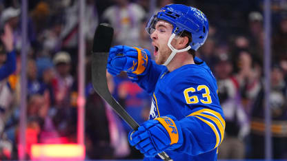 Rosén gjorde första målet i NHL