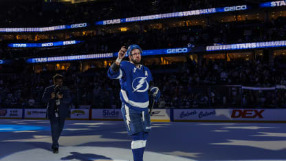 Tampa Bay vence a Buffalo en OT tras remontada dramática