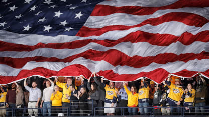 170323-national-anthem-flag-fans (getty)