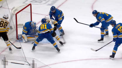 Minten Opens Scoring for Bruins