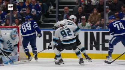 UTA@TOR: Tavares scores goal against Vitek Vanecek