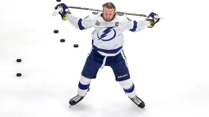 Steven Stamkos 9.23 playing