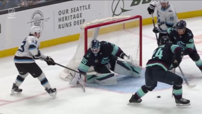 UTA@SEA: Carcone marque un but contre Joey Daccord