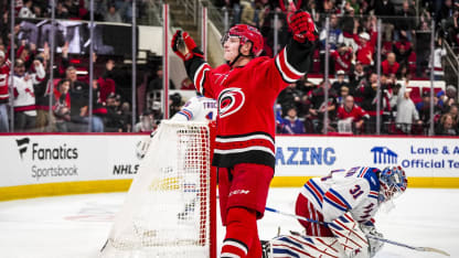 Blake donne la victoire aux Hurricanes