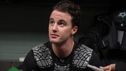 12/10/25 Practice: Jake Oettinger