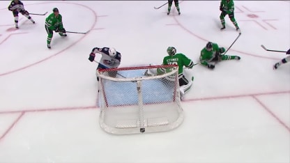 Jenner tuplaa sinitakkien johdon