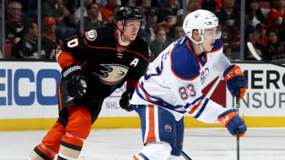 puckdrop_mediawall_012517vsEDM