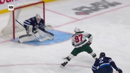 Kaprizov s'échappe et déjoue Hellebuyck