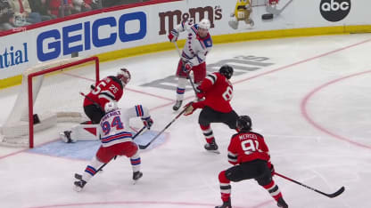 NYR@NJD: Markstrom with a great save against Gabe Perreault