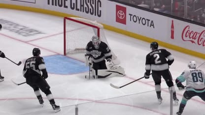 Gaudreau marque avec un tir papillon