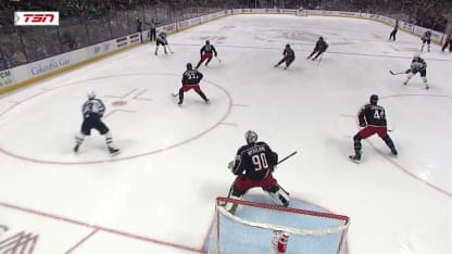 WPG@CBJ: Toffoli scores goal against Elvis Merzlikins