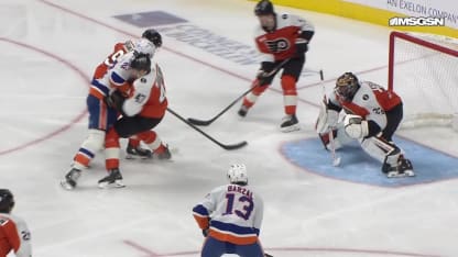 NYI@PHI: Duclair scores goal against Samuel Ersson