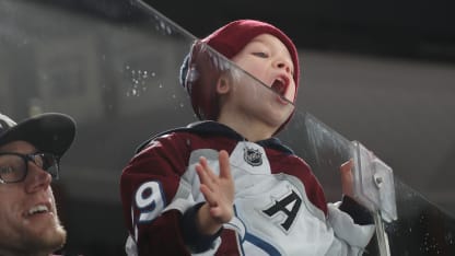 kid fan warmup pregame Pittsburgh Penguins 2020 January 10