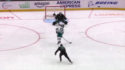 Toffoli offre un rude accueil à Murray