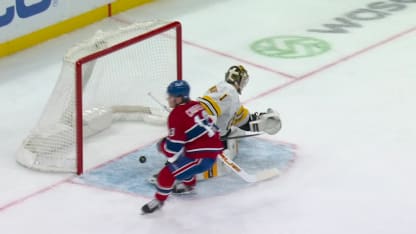 MTL@BOS: Caufield scores goal against Jeremy Swayman