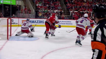 NYR@CAR: Martinook scores goal against Igor Shesterkin