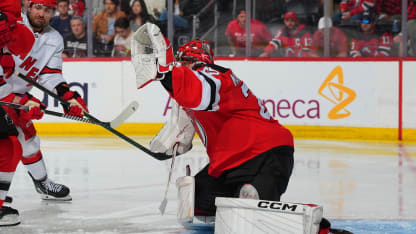 Fem heta puckar 27 april Devils lutar sig tungt mot Jacob Markström