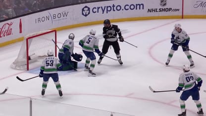 VAN@LAK: Kempe scores goal against Nikita Tolopilo