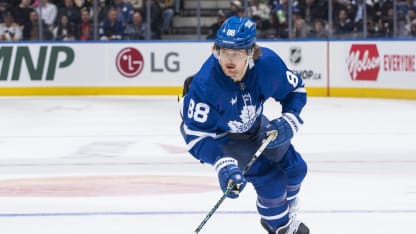 William Nylander center på Toronto Maple Leafs träningsläger