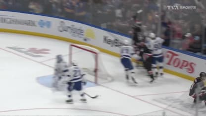 Norris trouve l'ouverture